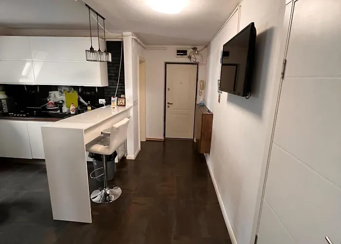 De Lux 아파트 크라이오바